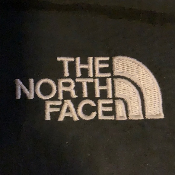 Girls North face jacket - Picture 2 of 5